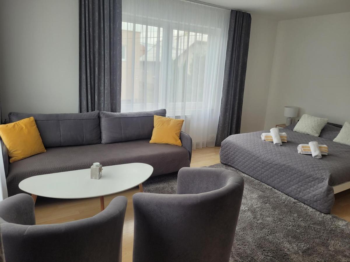 Apartman Centrum V Sukromi Restauracia U Jakuba Martin Exterior foto
